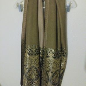 Pashmina scarf